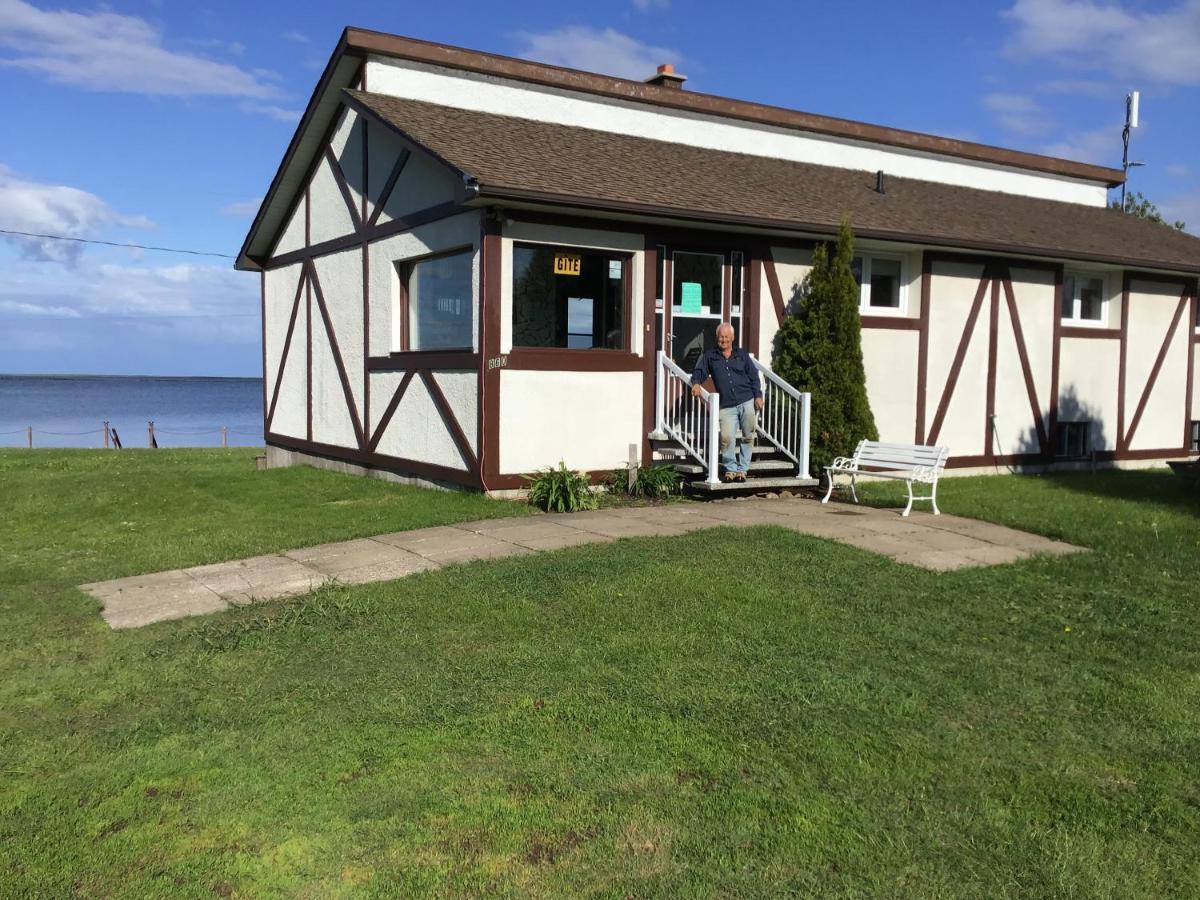 Gîte Au Bord de la Baie Bouctouche Exterior foto